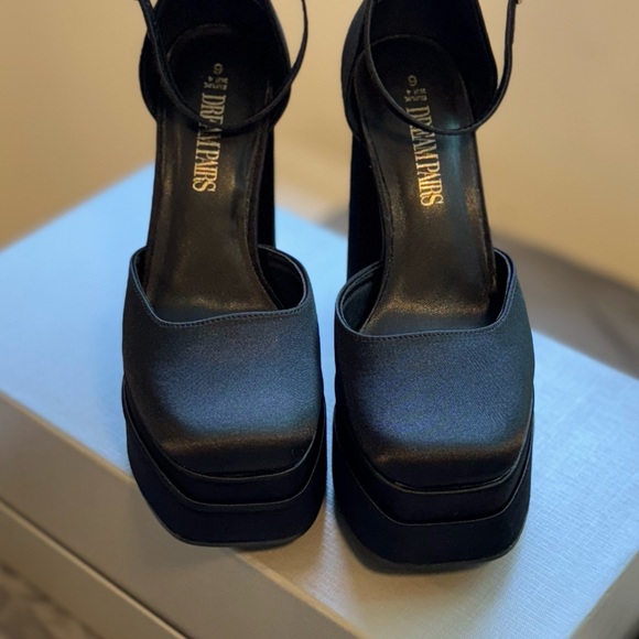 Black Satin Platform Women's Shoes - Picture 2 of 4